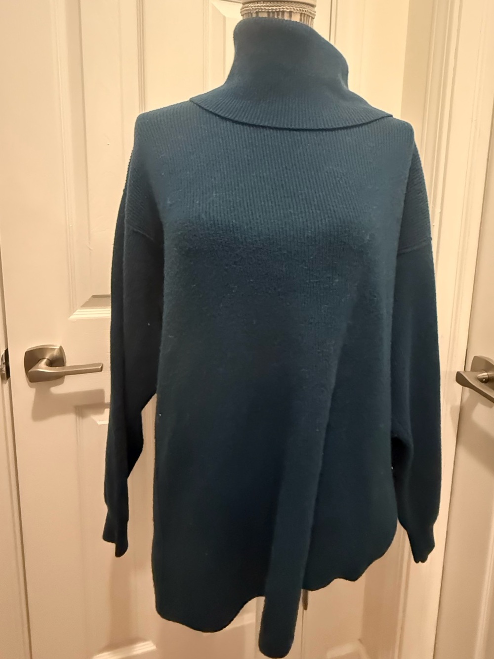 Free People Women’s Teal Turtleneck Sweater - medium